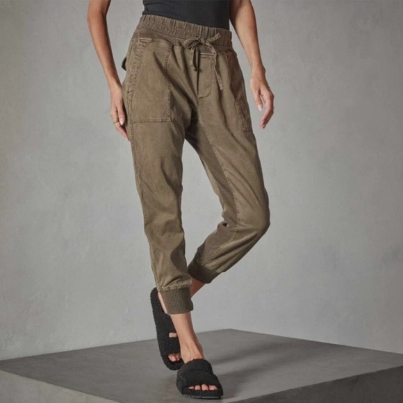 New Mixed media pant army green pigment 1 small